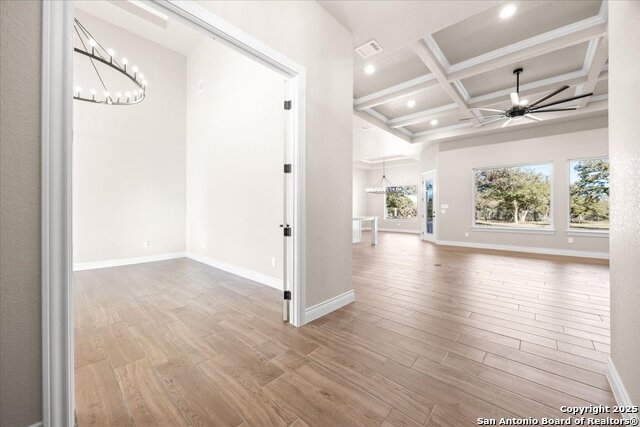 Listing photo id 16 for 157 Hondo Vista