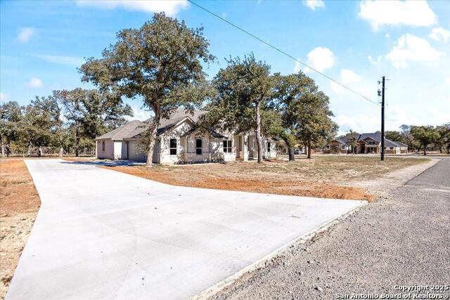 Listing photo id 33 for 157 Hondo Vista