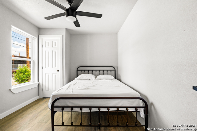 Image 11 of 15 For 118 Zavalla W