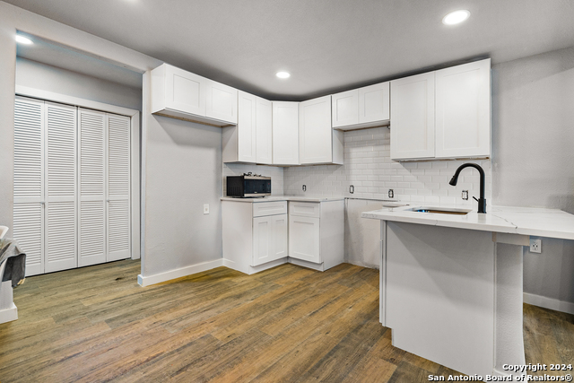 Image 6 of 15 For 118 Zavalla W