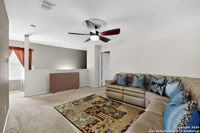 Image 17 of 35 For 24222 Waterwell Oaks