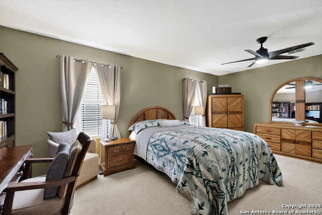 Image 19 of 35 For 24222 Waterwell Oaks