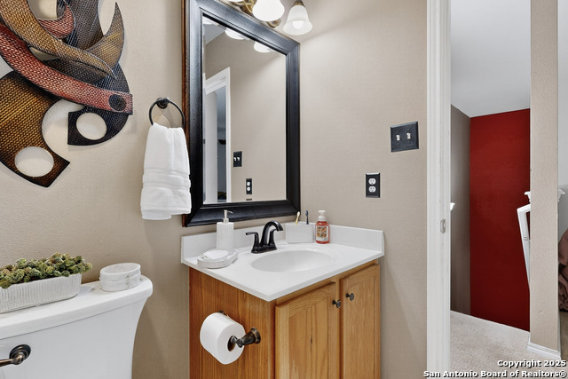 Image 30 of 35 For 24222 Waterwell Oaks