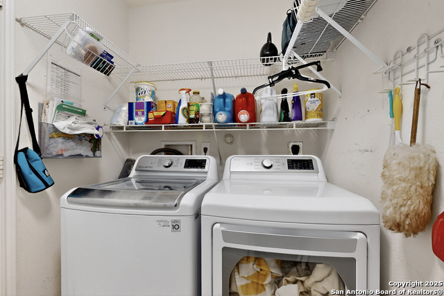 Image 31 of 35 For 24222 Waterwell Oaks