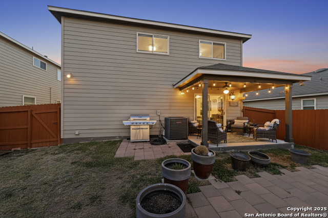 Image 32 of 35 For 24222 Waterwell Oaks