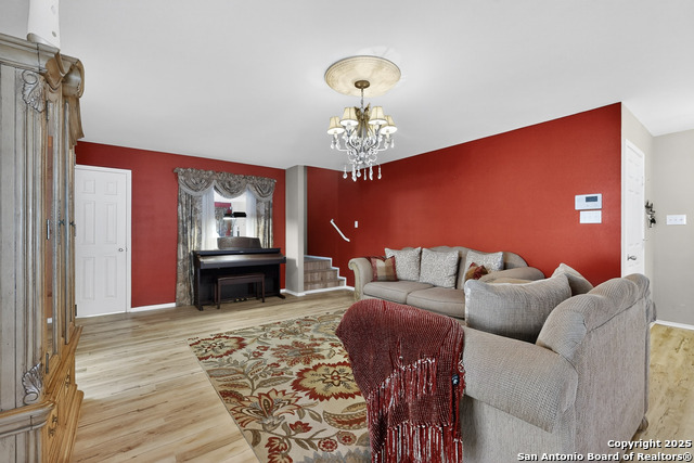 Image 4 of 35 For 24222 Waterwell Oaks