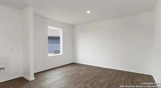 Image 11 of 21 For 14723 Childress