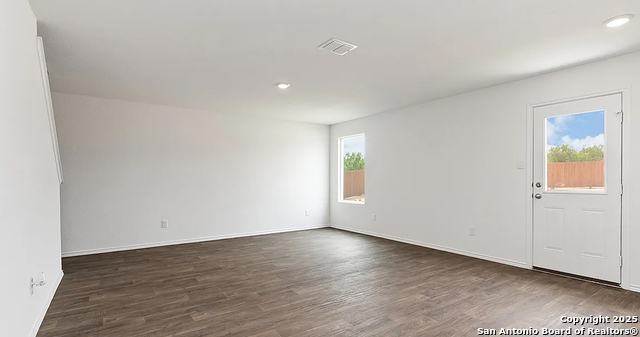 Image 14 of 21 For 14723 Childress