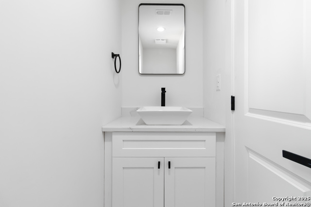 Image 20 of 61 For 2024 Ronda  