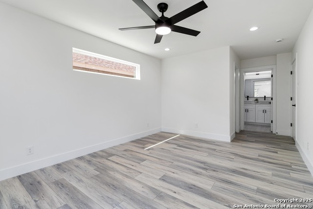 Image 22 of 61 For 2024 Ronda  