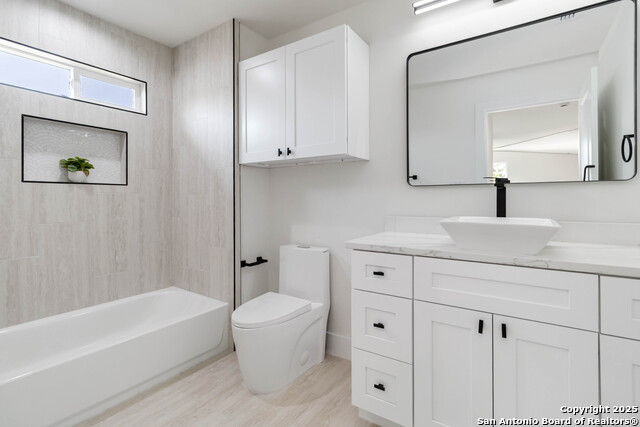 Image 35 of 61 For 2024 Ronda  