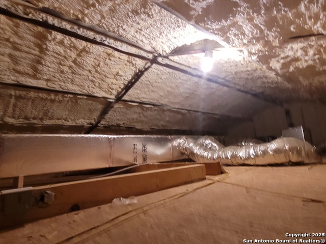 Image 12 of 48 For 226 Fm 1107