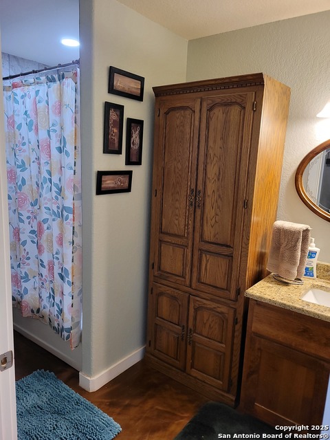 Image 21 of 48 For 226 Fm 1107