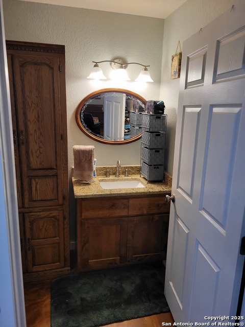 Image 26 of 48 For 226 Fm 1107