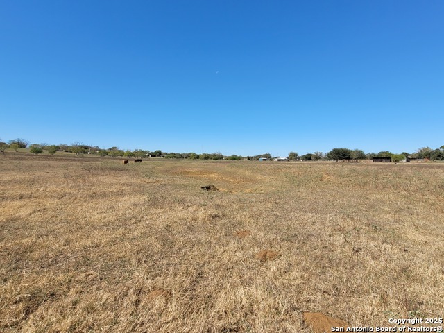 Image 3 of 48 For 226 Fm 1107