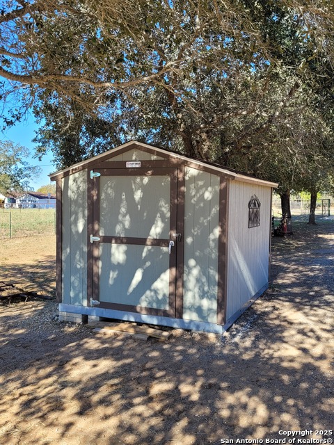 Image 34 of 48 For 226 Fm 1107