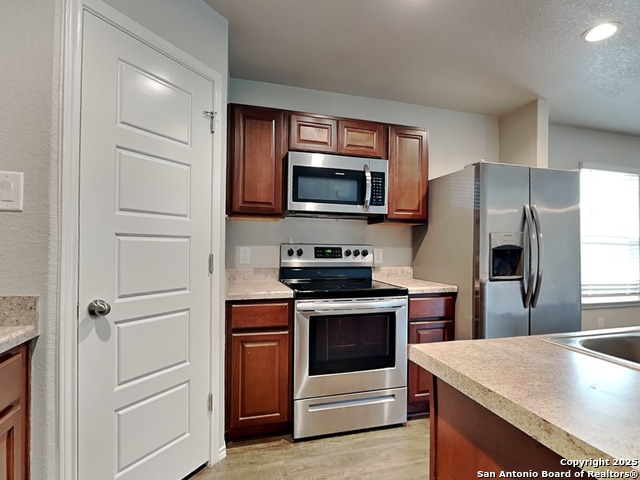 Image 3 of 19 For 3911 Turning Pine Edge