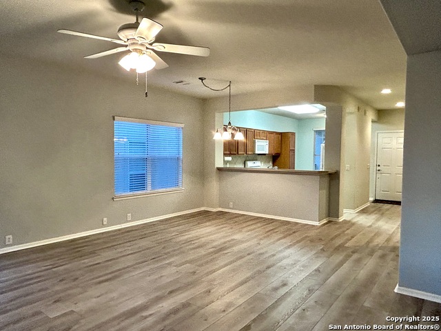 Image 4 of 54 For 12731 Cascade Hills