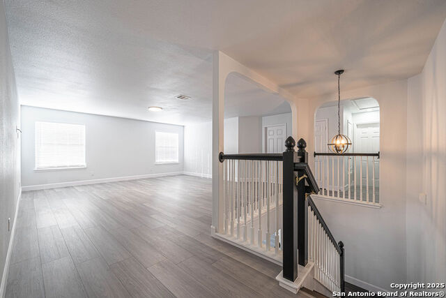 Image 22 of 39 For 519 Five Spot