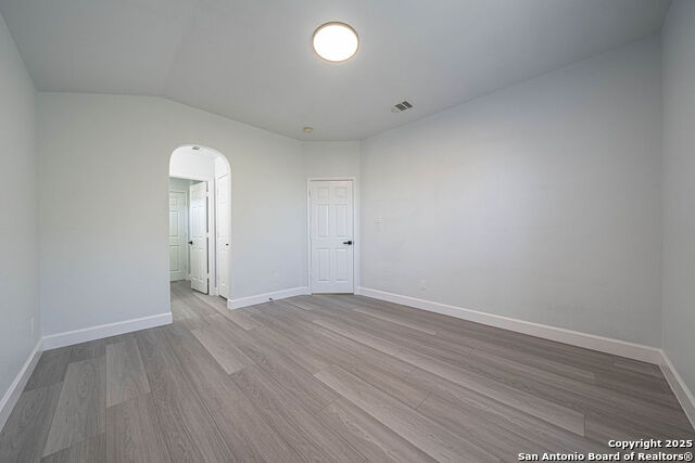 Image 27 of 39 For 519 Five Spot