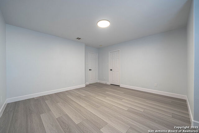 Image 34 of 39 For 519 Five Spot