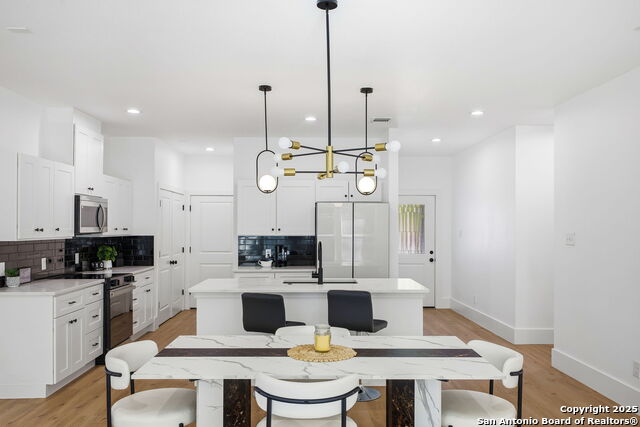 Image 10 of 33 For 918 Berlin Ave