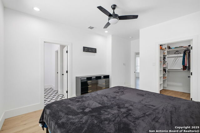 Image 19 of 33 For 918 Berlin Ave