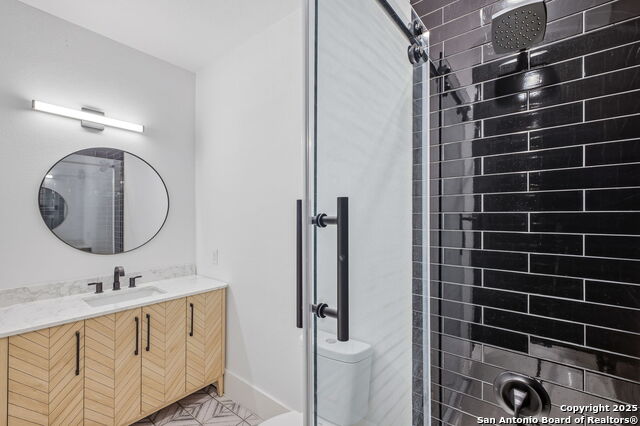 Image 27 of 33 For 918 Berlin Ave