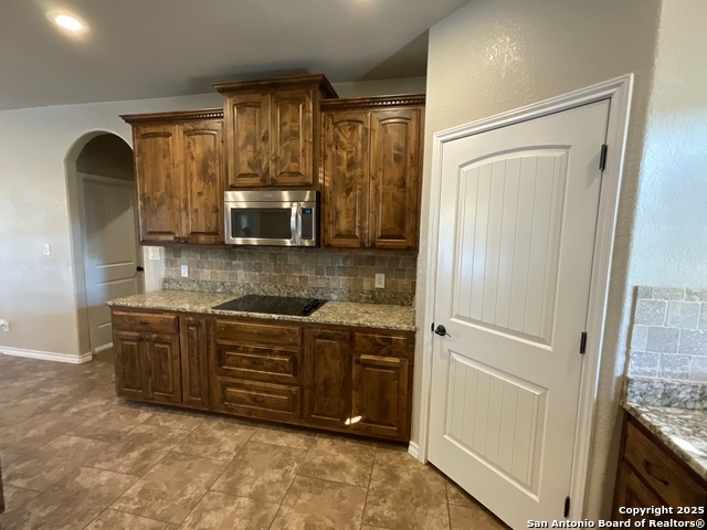 Image 14 of 82 For 117 Rosewood