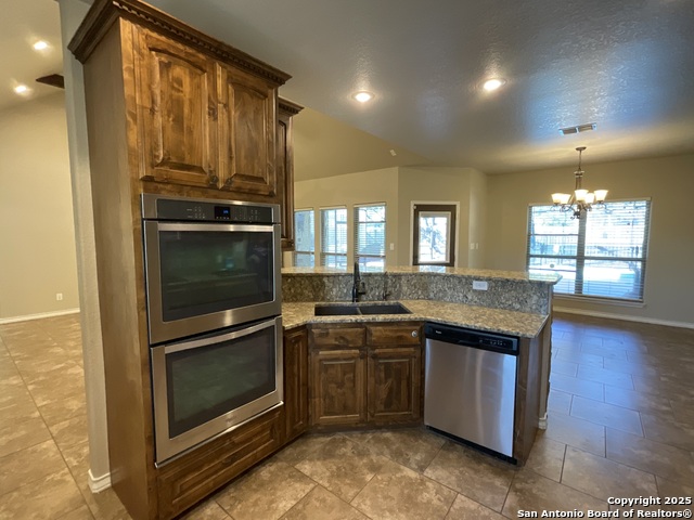 Image 17 of 82 For 117 Rosewood