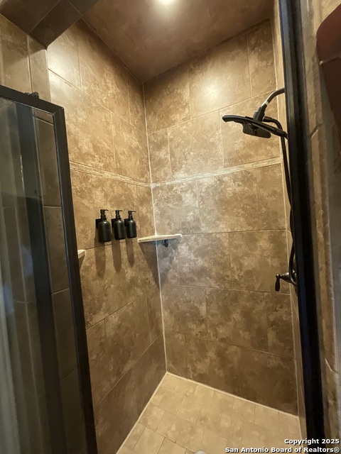 Image 31 of 82 For 117 Rosewood