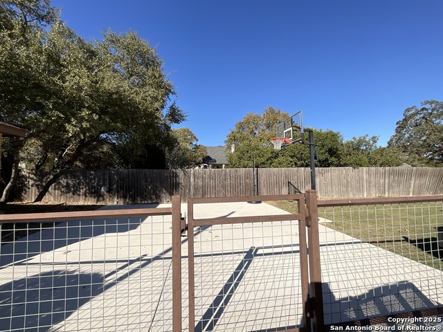 Image 81 of 82 For 117 Rosewood