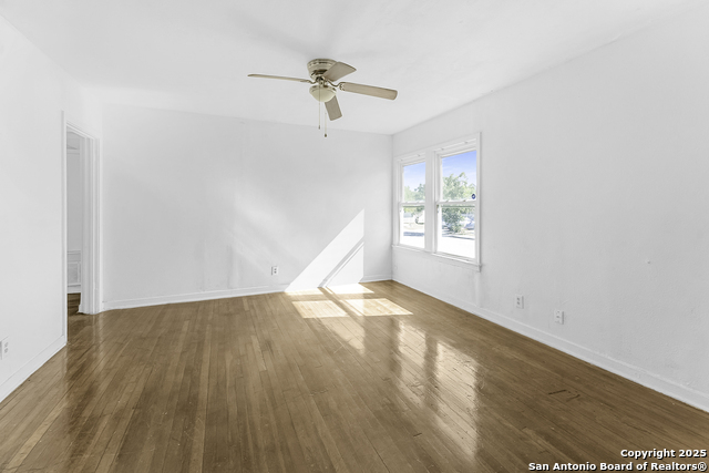 Image 10 of 27 For 139 Belfast  