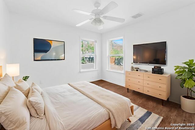 Image 13 of 27 For 139 Belfast  