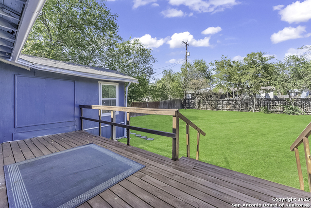 Image 25 of 27 For 139 Belfast  