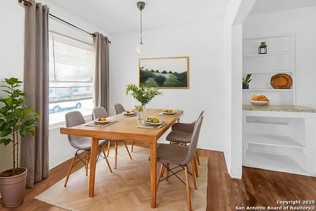 Image 7 of 27 For 139 Belfast  