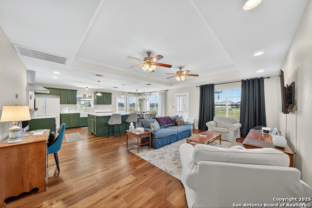 Image 10 of 35 For 118 Stallion Trl