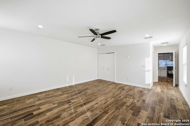 Image 16 of 27 For 170 Hermine