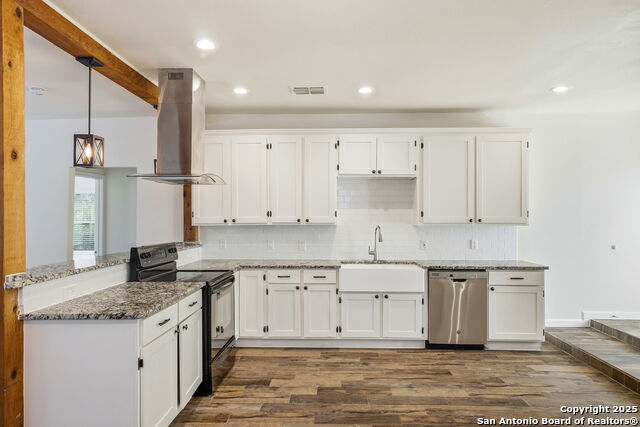 Image 20 of 27 For 170 Hermine