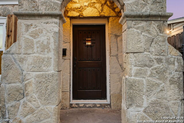 Image 23 of 27 For 170 Hermine