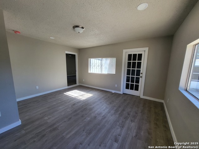 Image 14 of 25 For 2326 Basse Rd