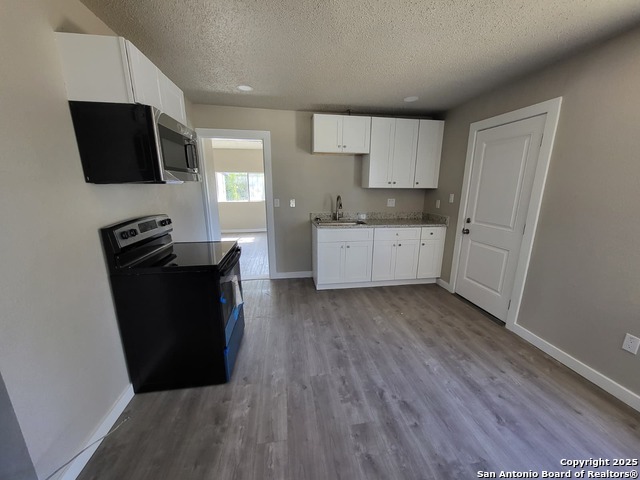 Image 9 of 25 For 2326 Basse Rd