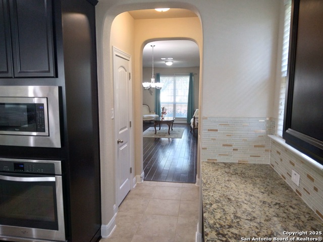 Image 11 of 49 For 8626 Keila