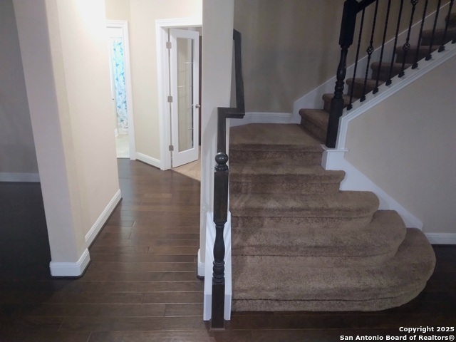 Image 18 of 49 For 8626 Keila