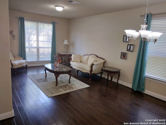 Image 4 of 49 For 8626 Keila