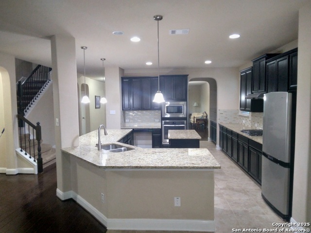 Image 6 of 49 For 8626 Keila