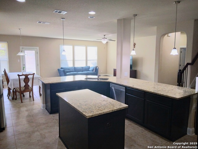 Image 9 of 49 For 8626 Keila