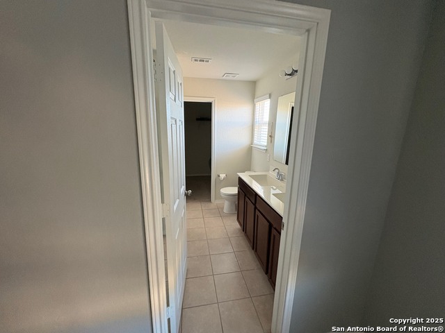 Listing photo id 5 for 10347 Dunlap