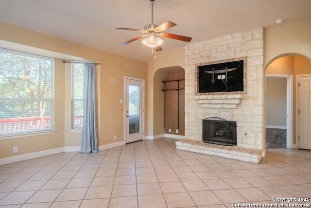 Image 16 of 66 For 3331 Brooktree Ct