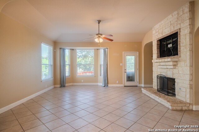Image 17 of 66 For 3331 Brooktree Ct